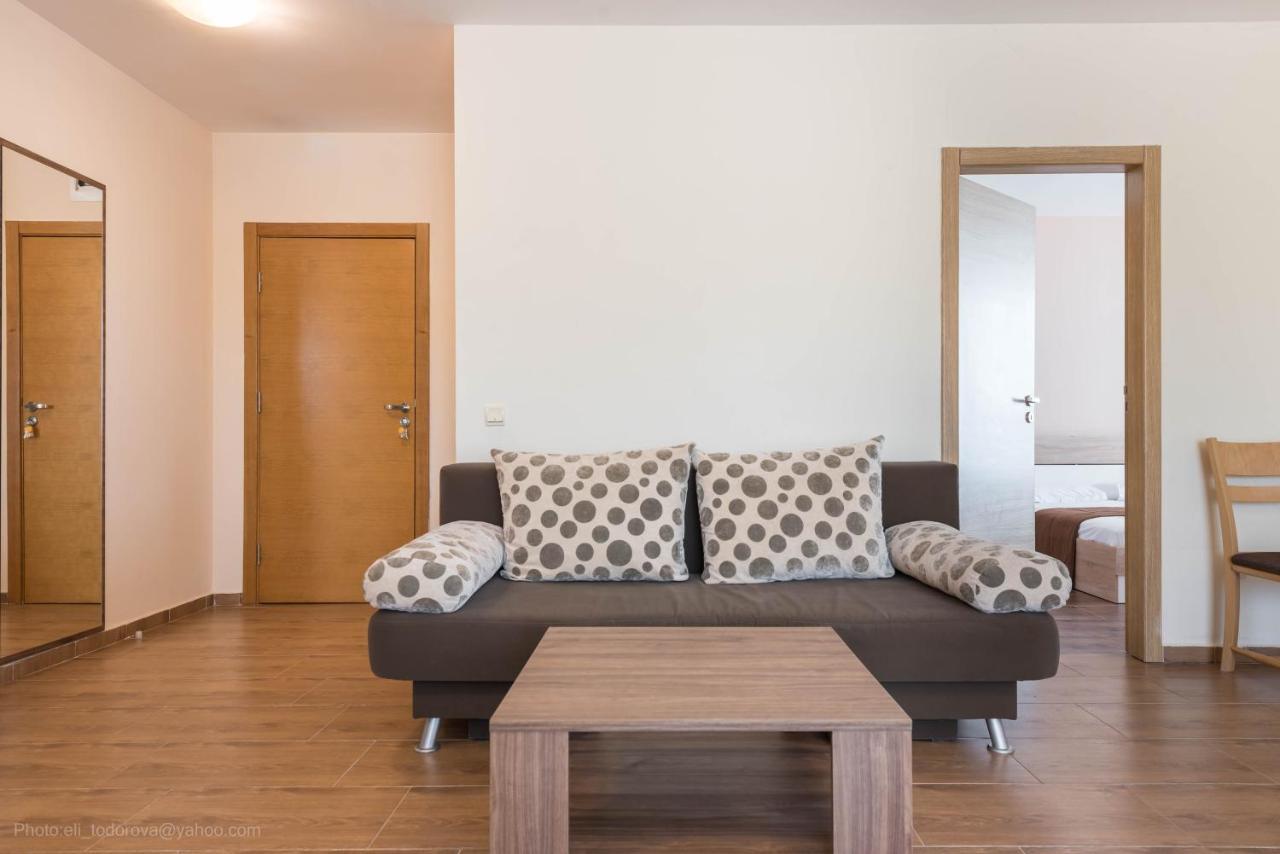 Balchik Sea View Apartments In Princess Residence Exteriör bild
