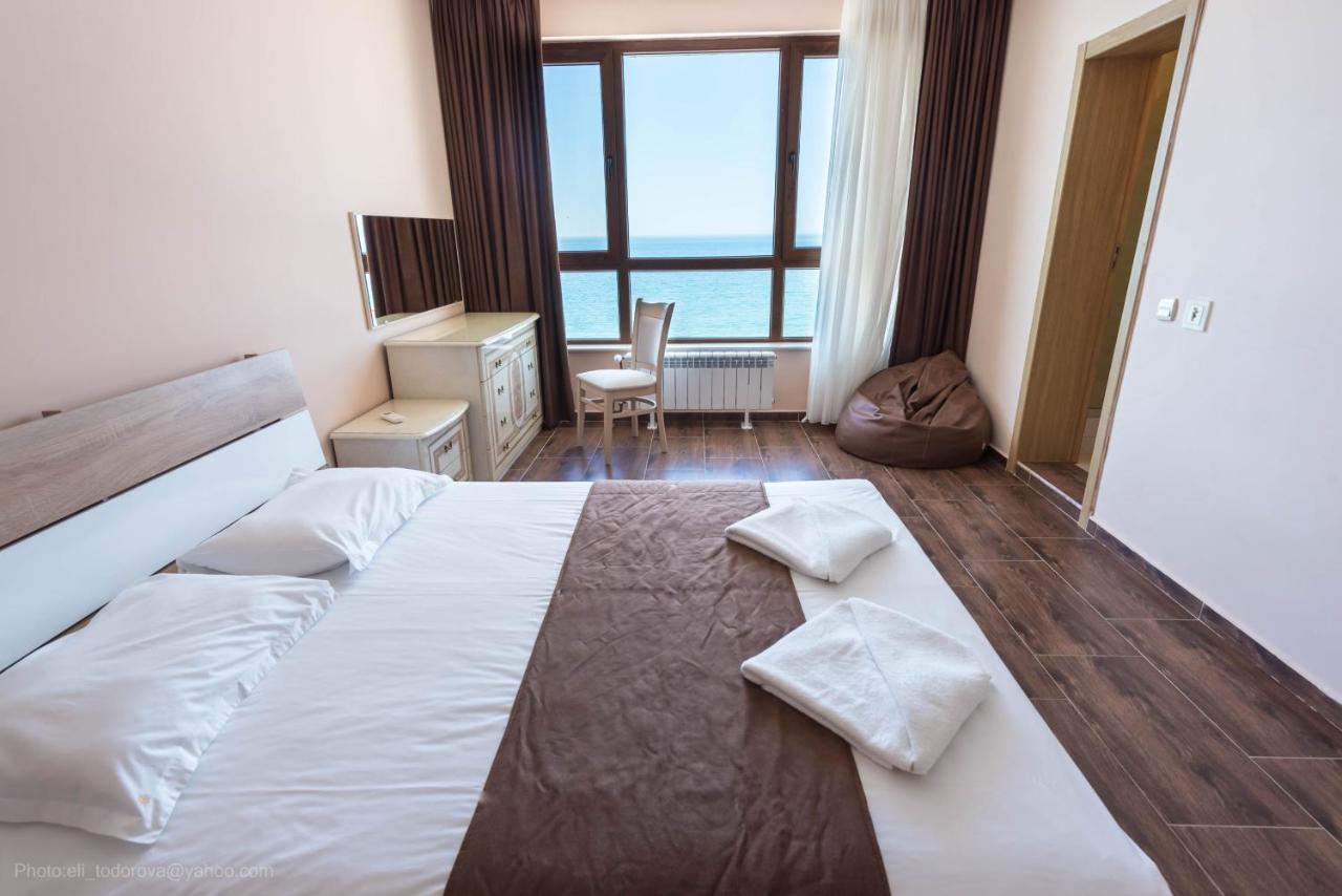 Balchik Sea View Apartments In Princess Residence Exteriör bild