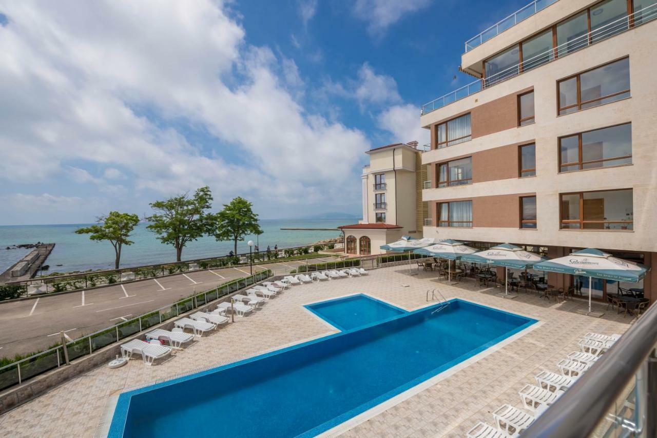 Balchik Sea View Apartments In Princess Residence Exteriör bild