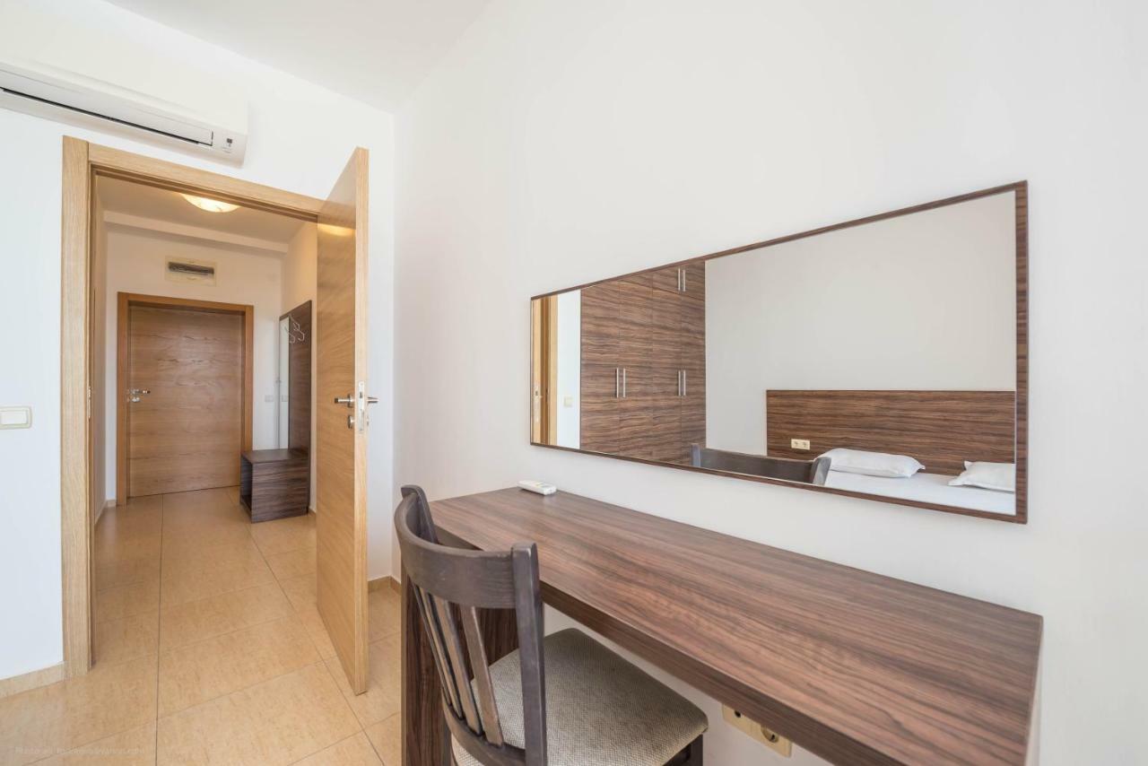 Balchik Sea View Apartments In Princess Residence Exteriör bild