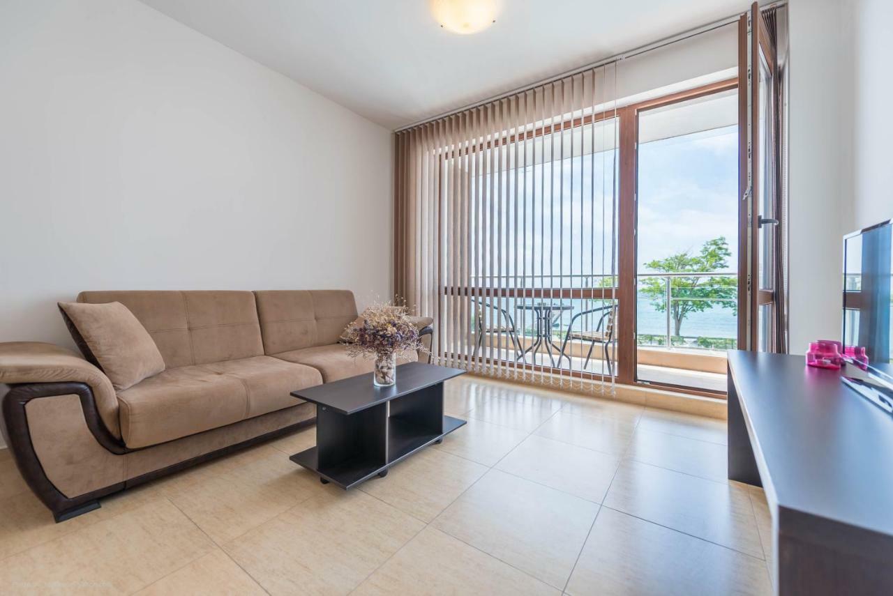Balchik Sea View Apartments In Princess Residence Exteriör bild