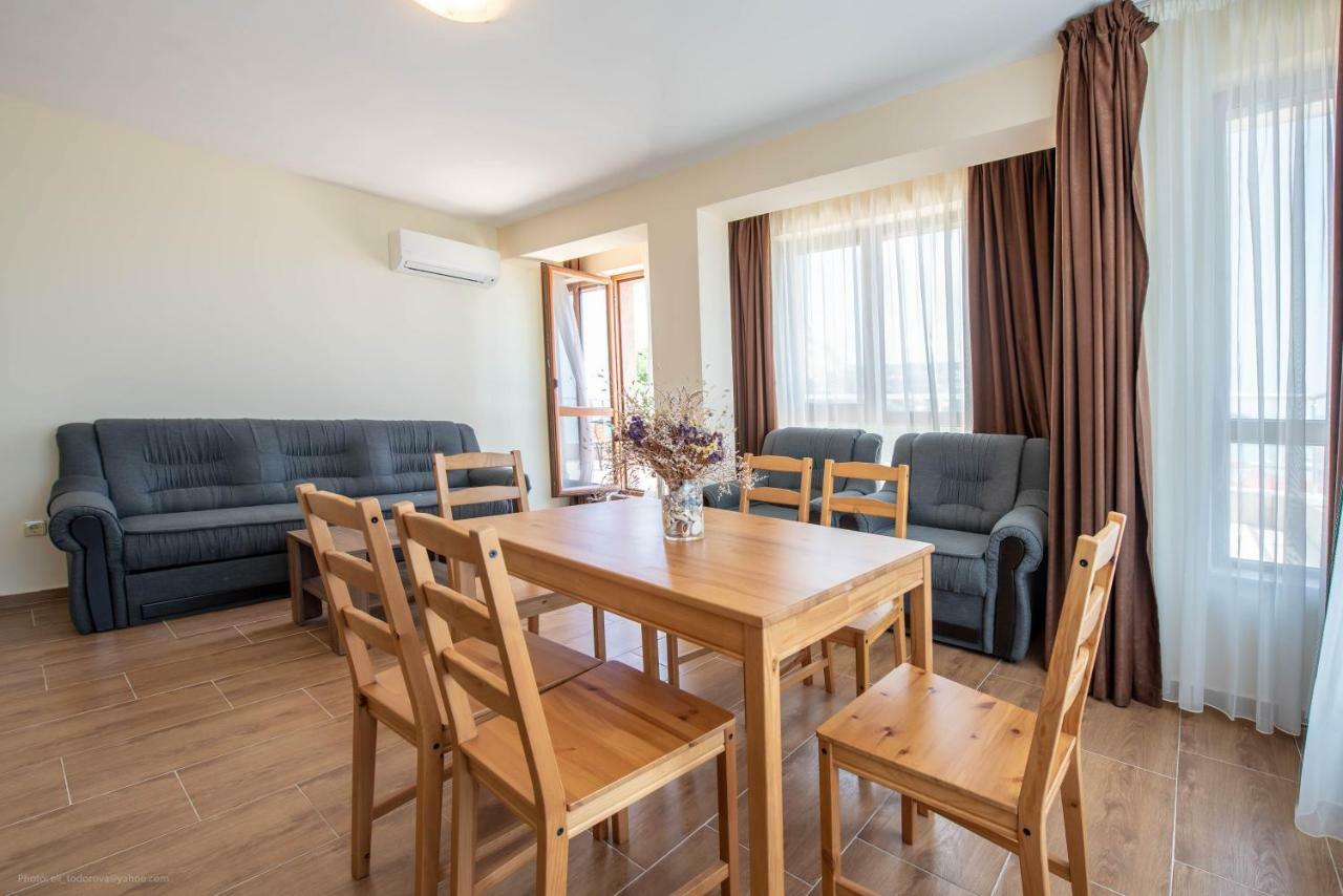 Balchik Sea View Apartments In Princess Residence Exteriör bild