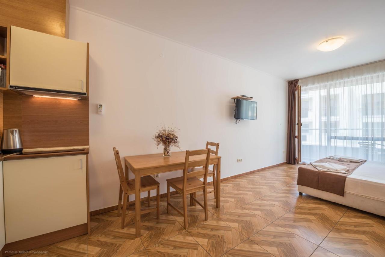 Balchik Sea View Apartments In Princess Residence Exteriör bild
